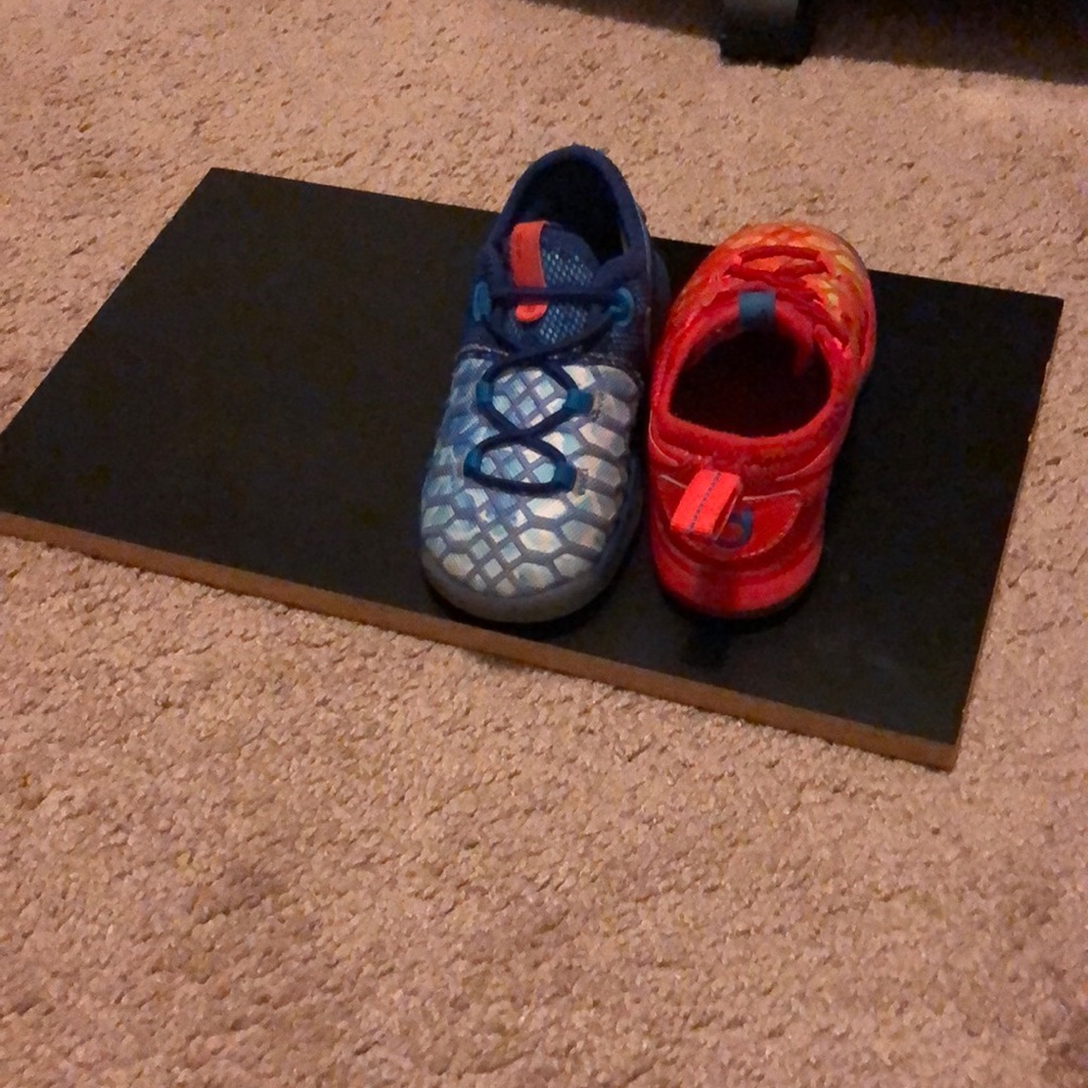Kid shoes - Picture 3 of 3